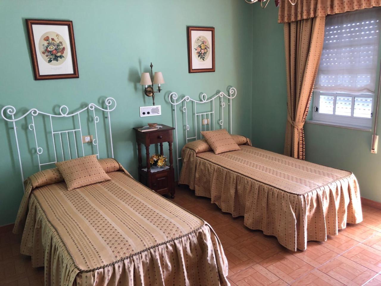Hostal Juan Rosal Exterior photo